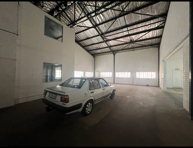 275M² WAREHOUSE TO LET IN KYA SANDS